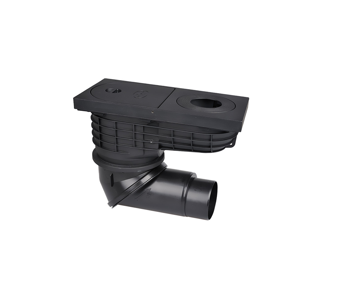 Caseta apa pluviala cu parti vizibile din fonta, racord HL DN110/125 orientabil, cos pentru frunze, obturator de miros tip clapeta anti-inghet, capac de inspectie si fitinguri de racord la burlan